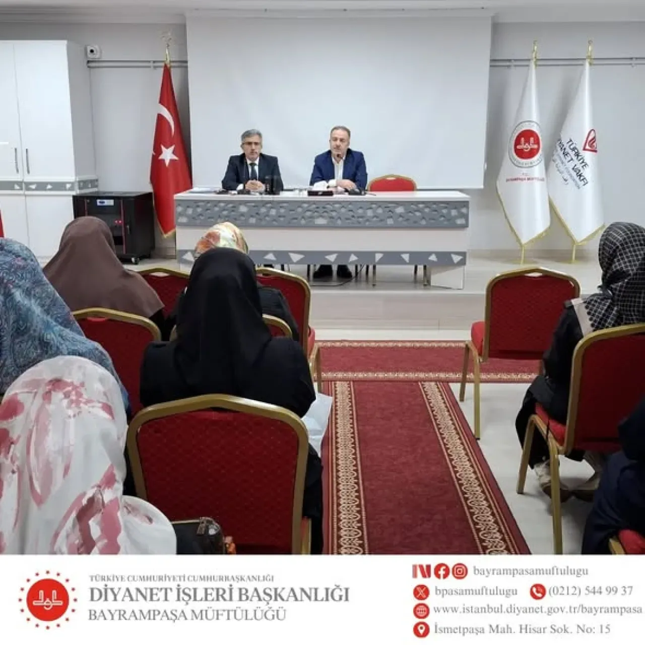 Bayrampaşa'da Kadın Kur'an Kursu Öğreticilerine Yönelik Aylık Toplantı Düzenlendi Bayrampaşa'da Kadın Kur'an Kursu Öğreticilerine Yönelik Aylık Toplantı Düzenlendi
