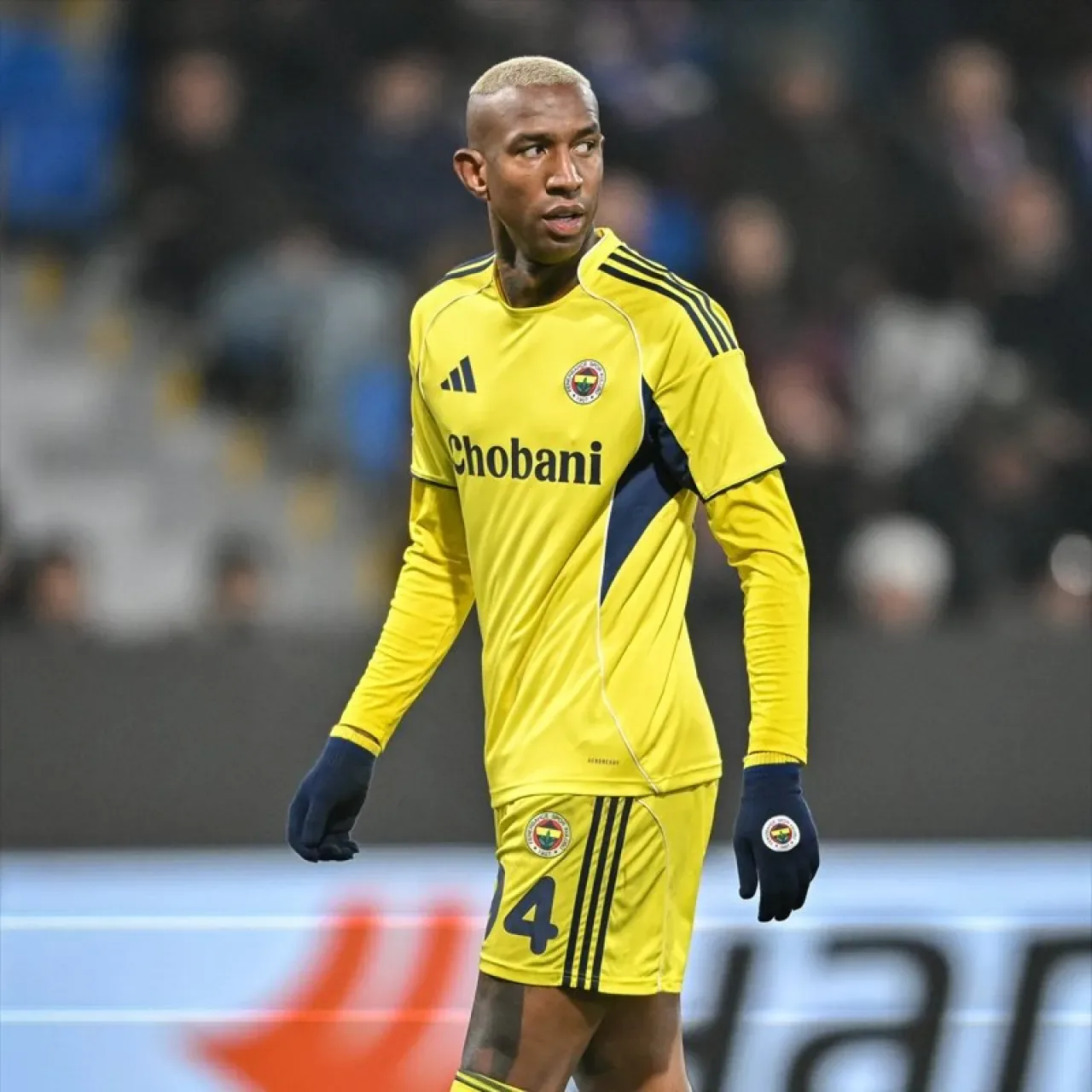Talisca'dan Galatasaray Maçı ve Süper Lig Yorumu: "Kritik Dönemdeyiz" Talisca'dan Galatasaray Maçı ve Süper Lig Yorumu: "Kritik Dönemdeyiz"