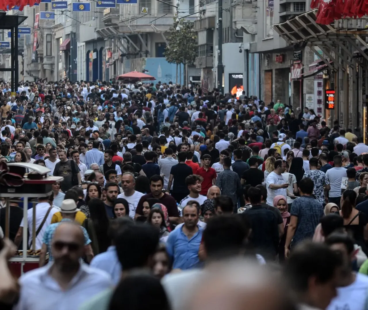 TÜİK İşsizlik Raporu Açıklandı: Çalışabilir Nüfusun Yüzde 30'u İşsiz TÜİK İşsizlik Raporu Açıklandı: Çalışabilir Nüfusun Yüzde 30'u İşsiz