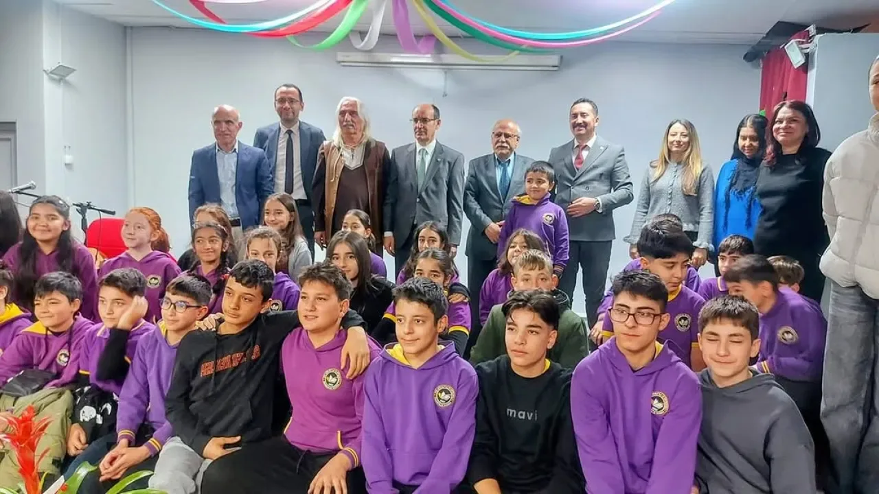 Yenimahalle'de Ziya Gökalp Anıldı: Dilimizin Zenginlikleri Projesi'ne Anlamlı Tören Yenimahalle'de Ziya Gökalp Anıldı: Dilimizin Zenginlikleri Projesi'ne Anlamlı Tören