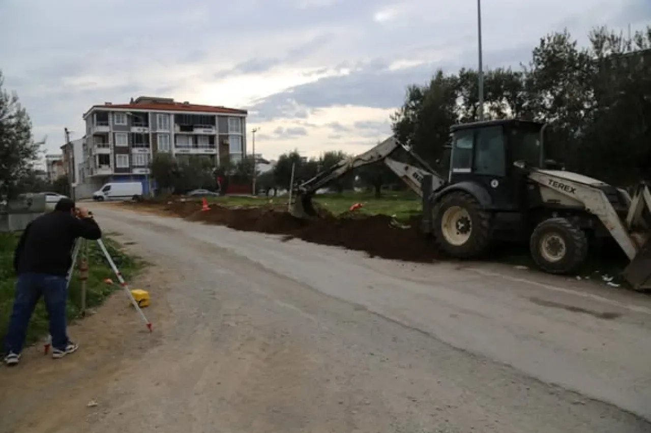 Edremit'te Yağmursuyu Drenaj Hattı Çalışması Edremit'te Yağmursuyu Drenaj Hattı Çalışması