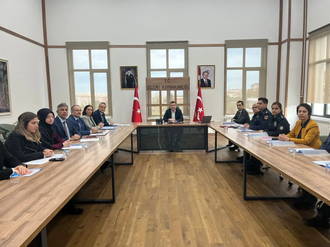 Silivri'de Bağımlılıkla Mücadele İçin Koordinasyon Toplantısı Yapıldı Silivri'de Bağımlılıkla Mücadele İçin Koordinasyon Toplantısı Yapıldı