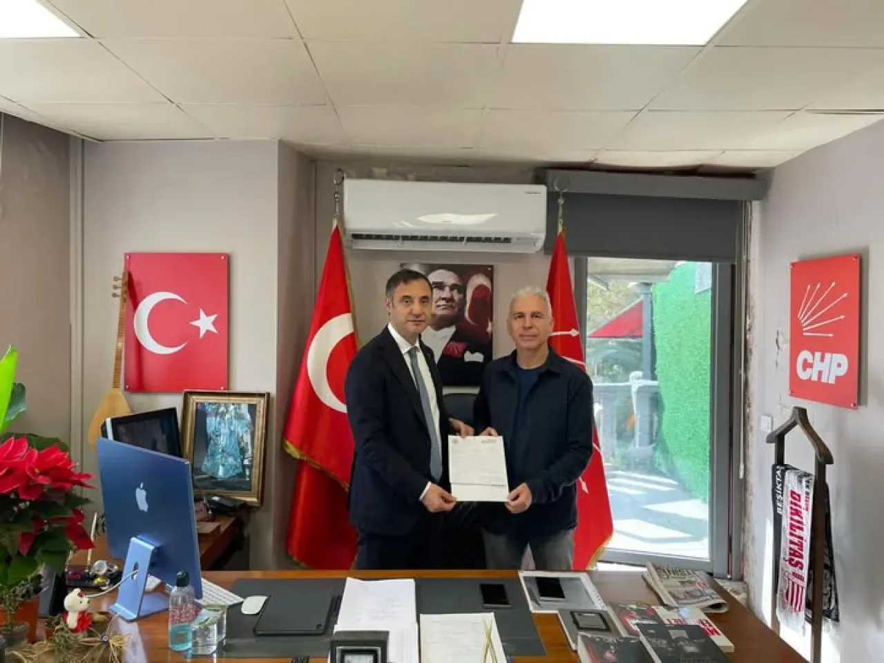 CHP Beşiktaş İlçe Başkanlığı'na Yeni Katılış CHP Beşiktaş İlçe Başkanlığı'na Yeni Katılış