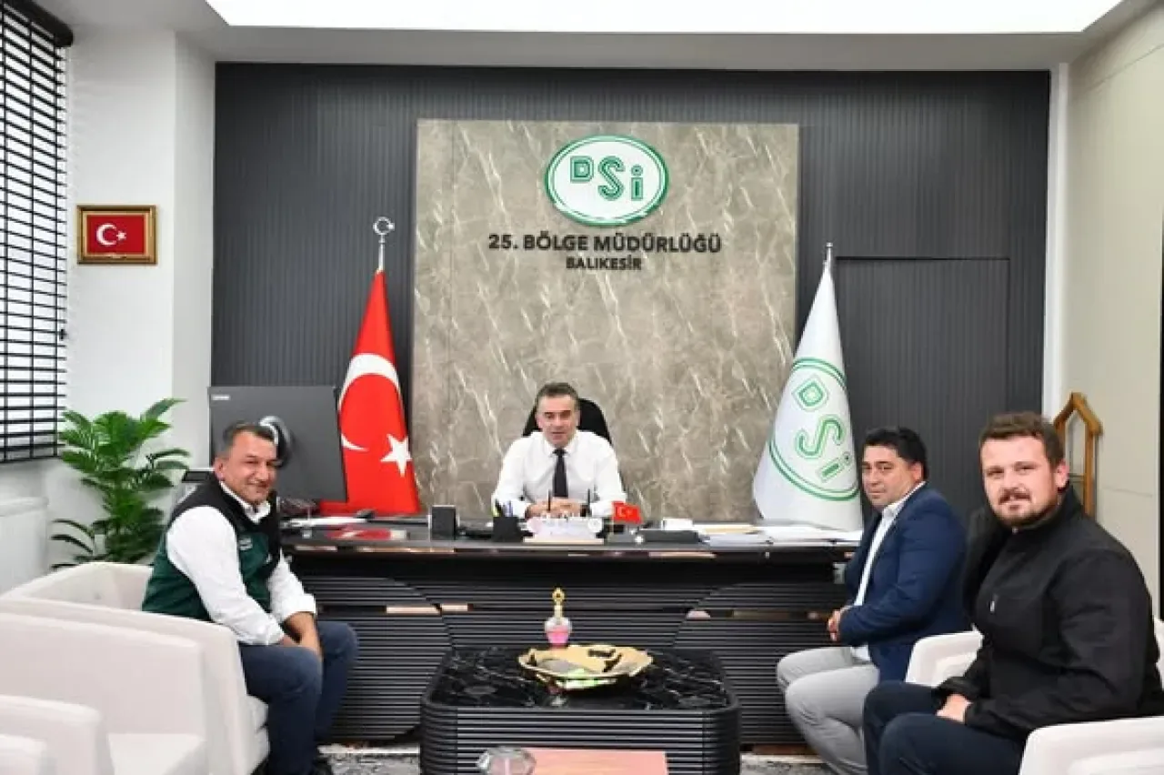 Çanakkale'den DSİ'ye Ziyaret: Köy Suyu İçin Görüşme Çanakkale'den DSİ'ye Ziyaret: Köy Suyu İçin Görüşme
