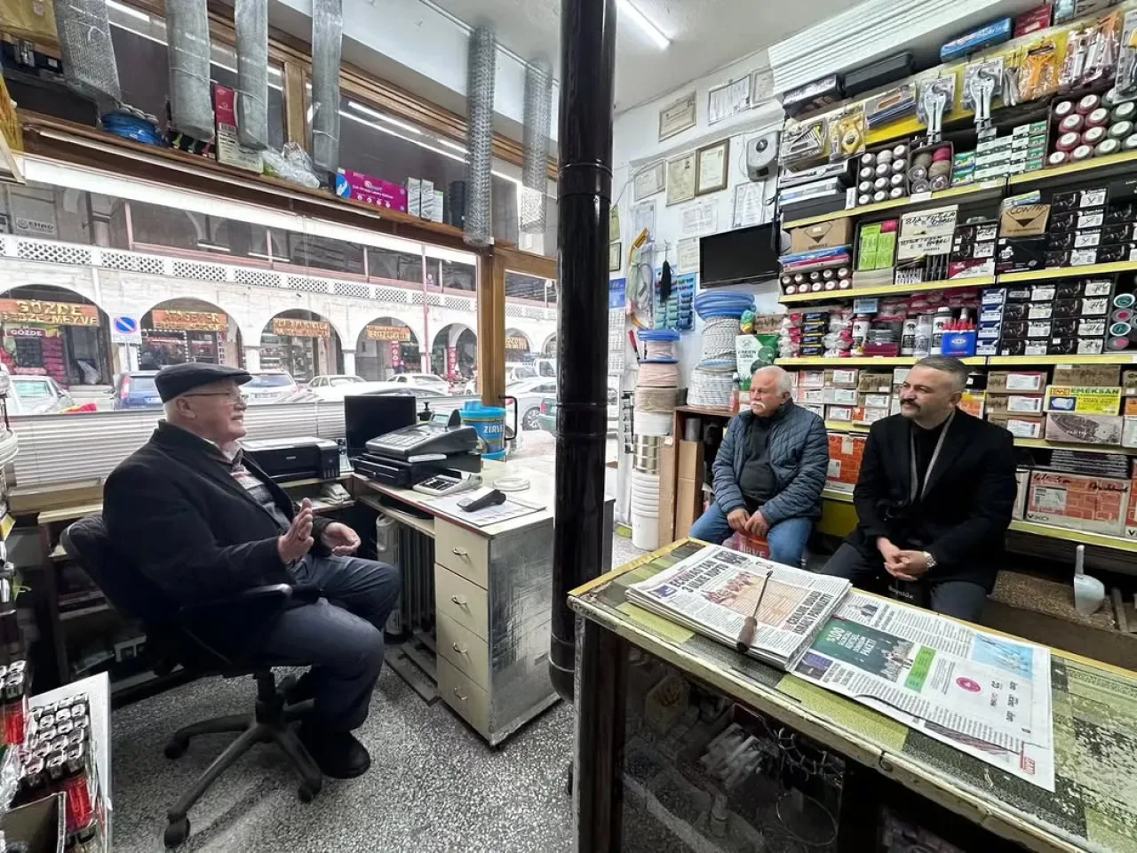 MHP'den Esnaf Ziyareti: "Derdiniz Derdimizdir" Projesi Kızılcahamam'da Başladı MHP'den Esnaf Ziyareti: "Derdiniz Derdimizdir" Projesi Kızılcahamam'da Başladı