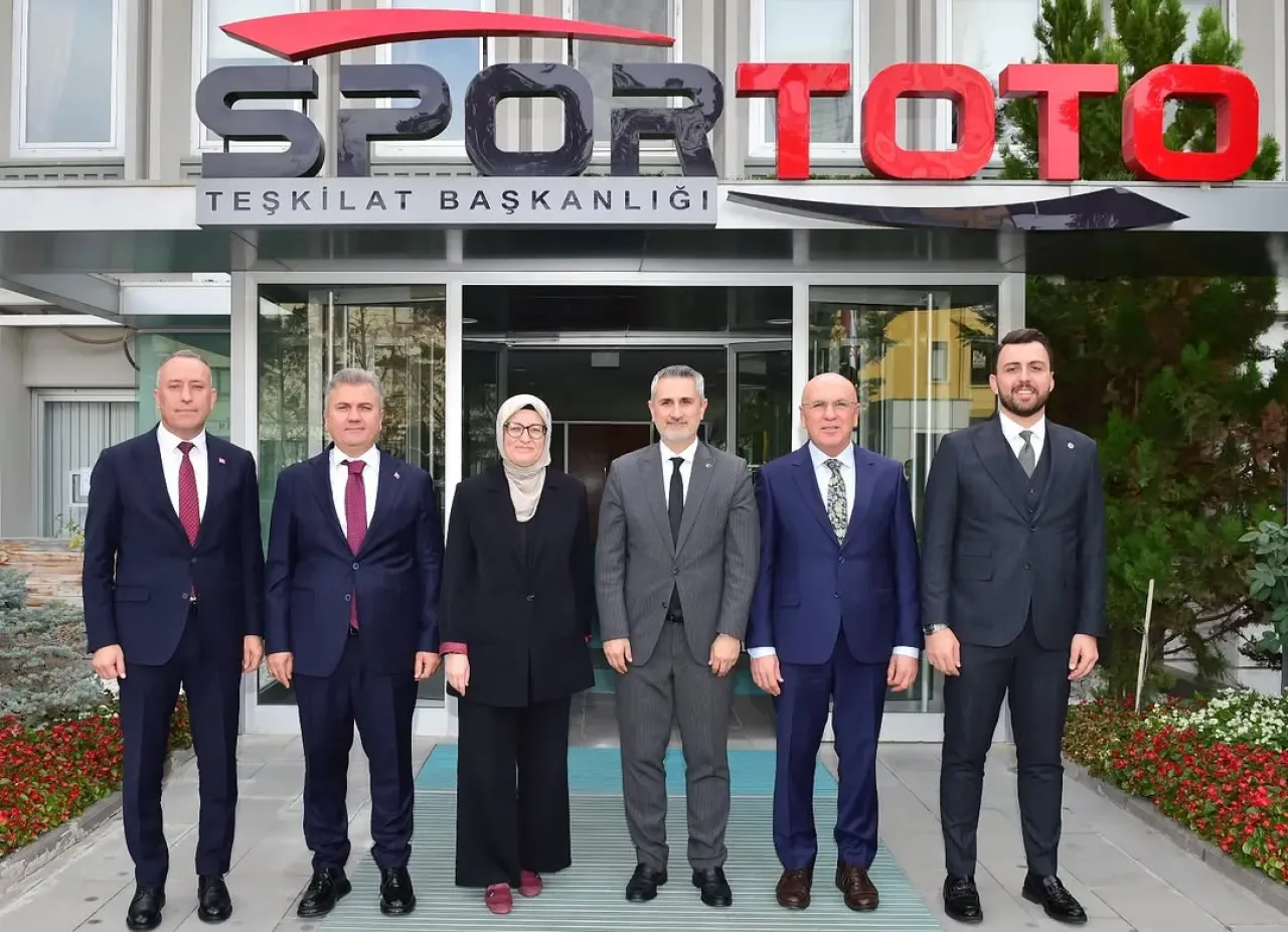 Balıkesir'e Modern Spor Tesisleri ve Sporcu Eğitim Merkezi Kazandırılıyor Balıkesir'e Modern Spor Tesisleri ve Sporcu Eğitim Merkezi Kazandırılıyor