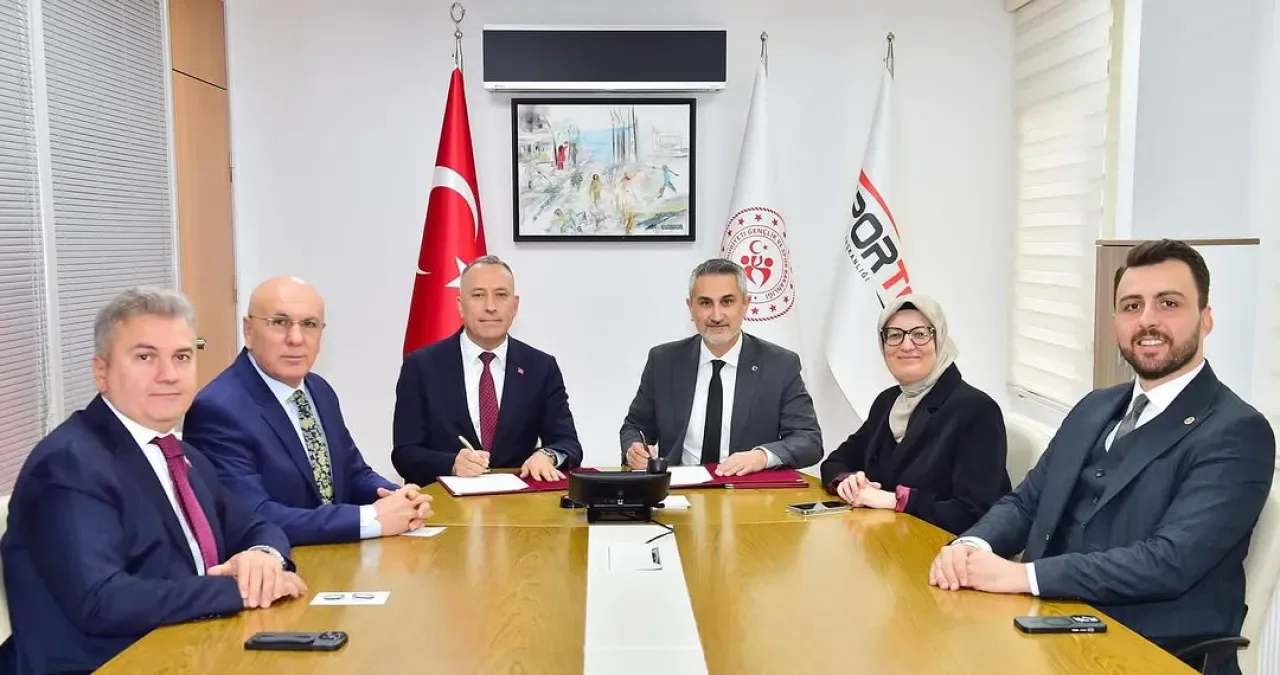 Balıkesir'e Spor Altyapısı için Büyük Yatırım: Yeni Tesisler Geliyor Balıkesir'e Spor Altyapısı için Büyük Yatırım: Yeni Tesisler Geliyor