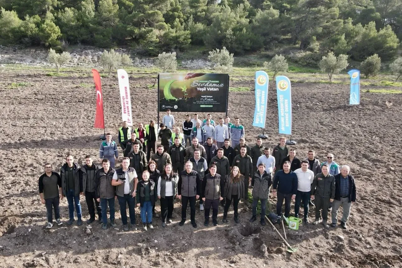 Bigadiç, Geleceğe Nefes İçin Fidanları Toprakla Buluşturdu Bigadiç, Geleceğe Nefes İçin Fidanları Toprakla Buluşturdu