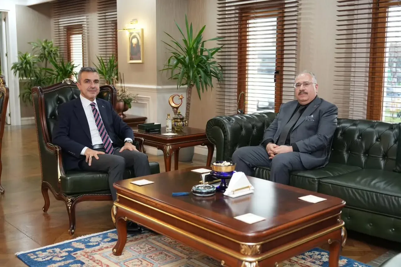 İstanbul Sosyal Güvenlik İl Müdürü Harun Sertbaş, Beyoğlu Kaymakamı Atasoy'u Ziyaret Etti İstanbul Sosyal Güvenlik İl Müdürü Harun Sertbaş, Beyoğlu Kaymakamı Atasoy'u Ziyaret Etti