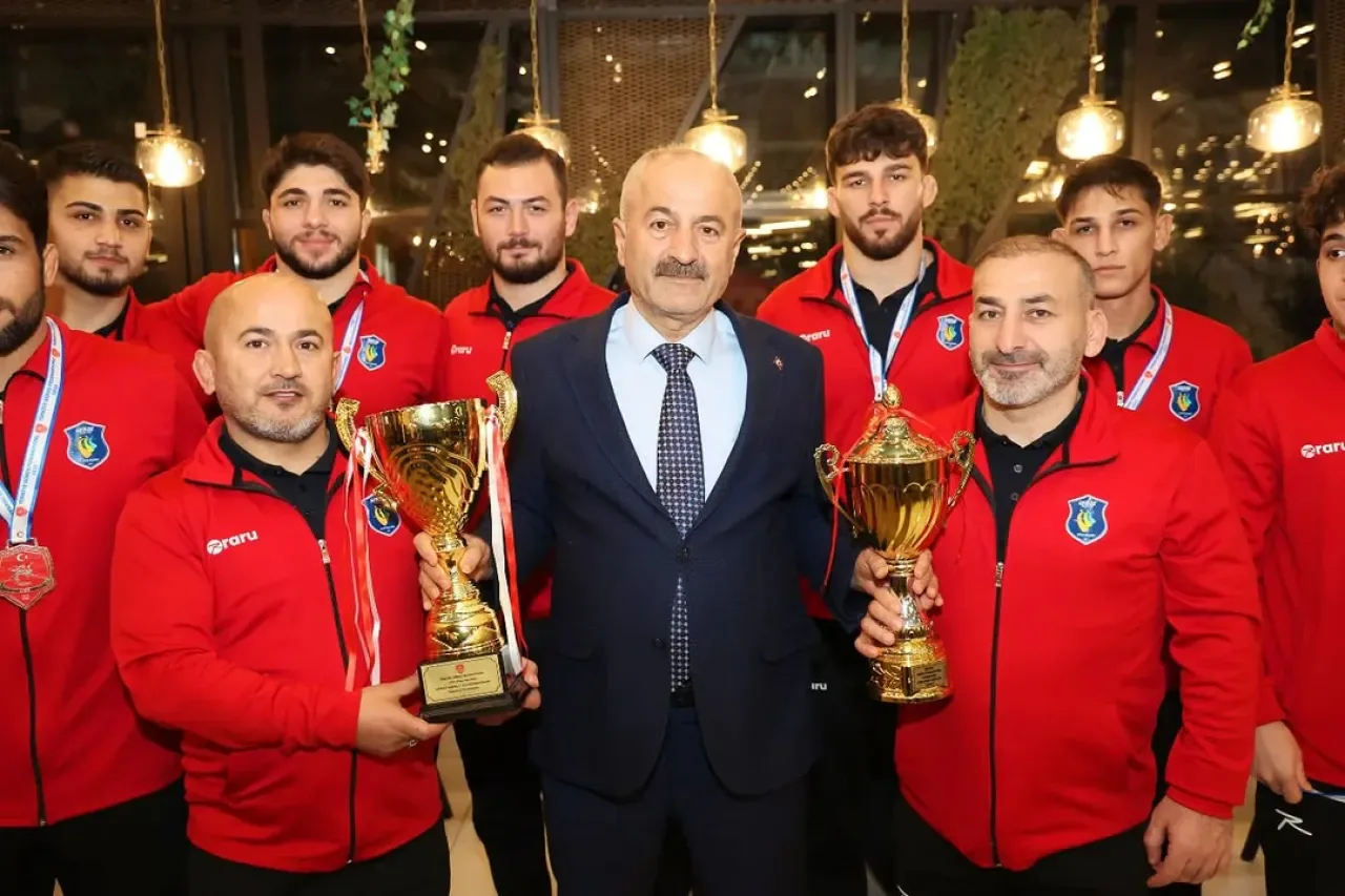 Gebze Belediyesi Güreş Takımı, Art Arda Şampiyonlukla 1. Lig'e Yükseldi Gebze Belediyesi Güreş Takımı, Art Arda Şampiyonlukla 1. Lig'e Yükseldi