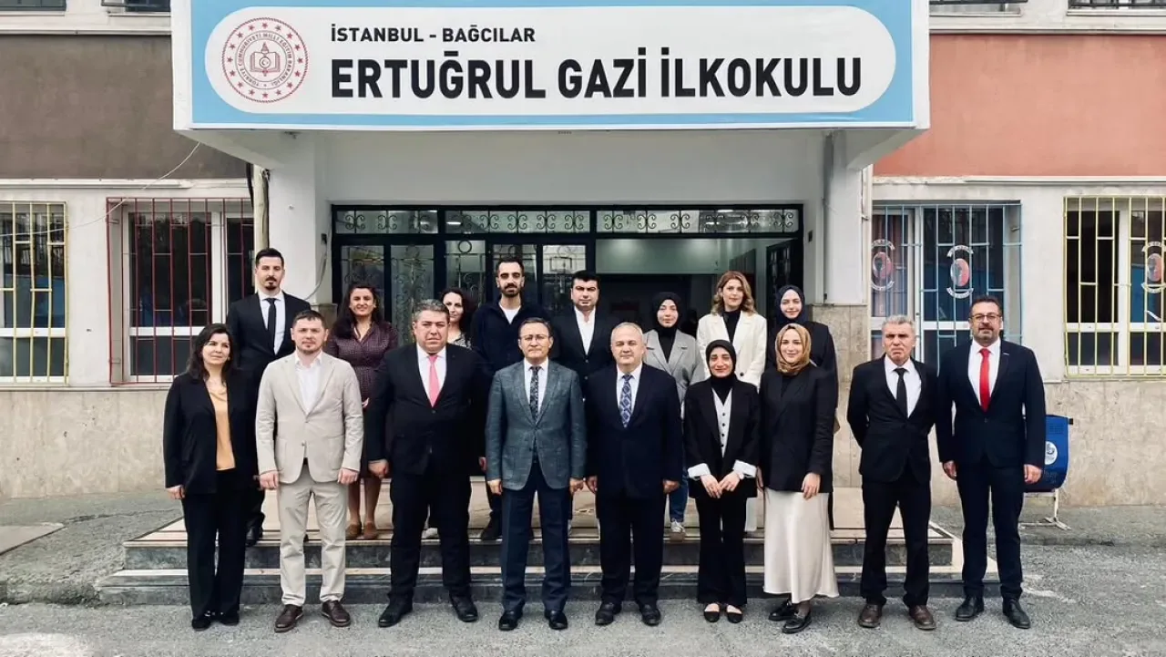 Bağcılar Kaymakamı Abdullah UÇGUN, Öğretmenlerle Bir Araya Geldi Bağcılar Kaymakamı Abdullah UÇGUN, Öğretmenlerle Bir Araya Geldi
