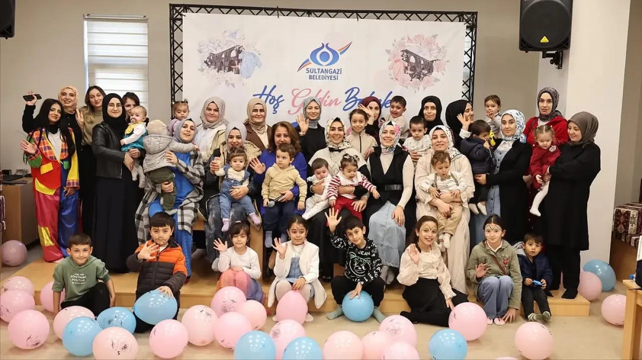 Hoşgeldin Bebek Programı Sultangazi'de Yeni Doğan Aileleri Buluşturuyor Hoşgeldin Bebek Programı Sultangazi'de Yeni Doğan Aileleri Buluşturuyor