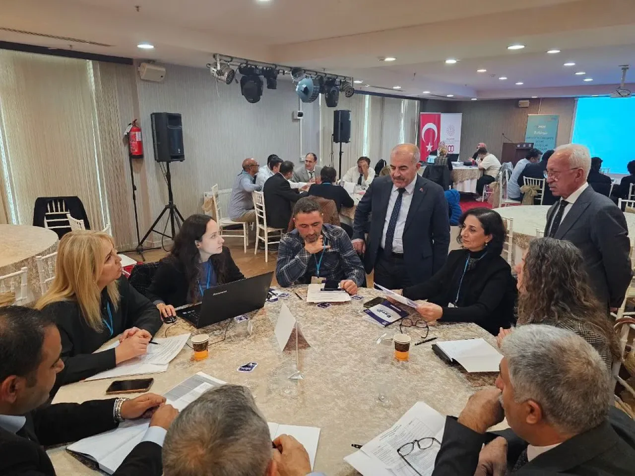 Balıkesir'de Hayat Boyu Öğrenme İçin İzleme ve Değerlendirme Çalıştayı Balıkesir'de Hayat Boyu Öğrenme İçin İzleme ve Değerlendirme Çalıştayı