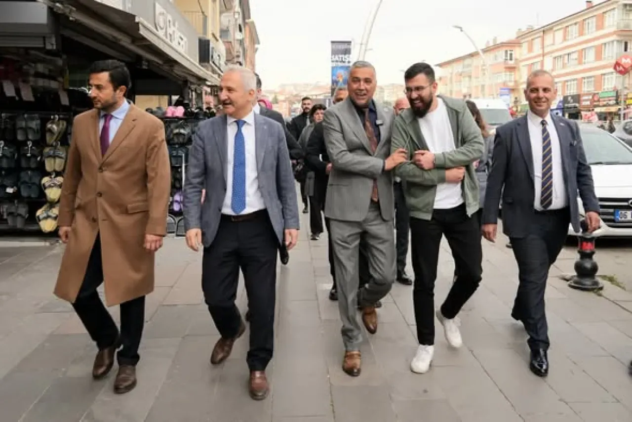 MHP Ankara'da Esnaf Ziyaretlerini Sürdürüyor MHP Ankara'da Esnaf Ziyaretlerini Sürdürüyor