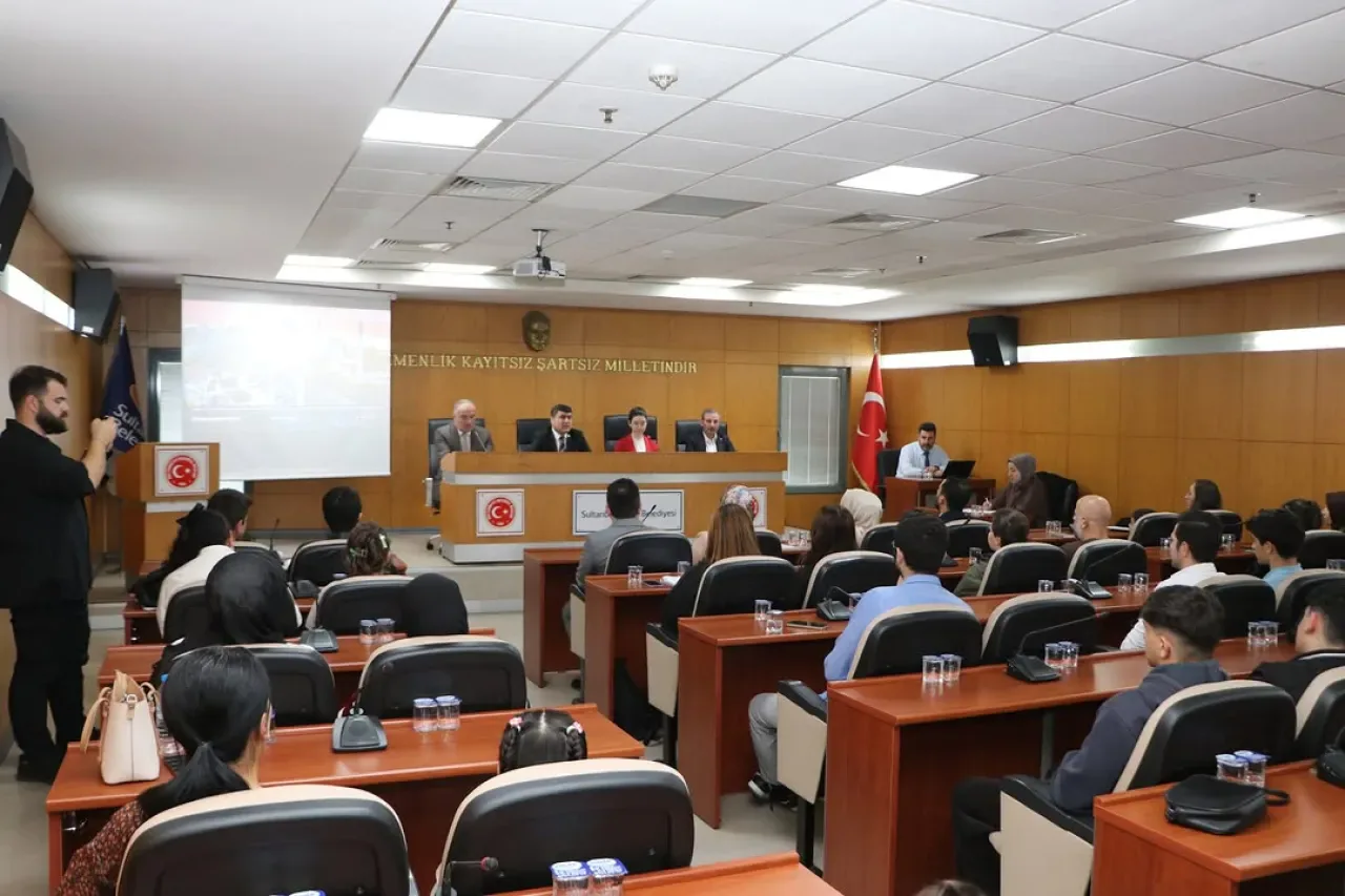 Sultanbeyli'de Öğrenci Meclisi Toplantısı Gerçekleştirildi Sultanbeyli'de Öğrenci Meclisi Toplantısı Gerçekleştirildi