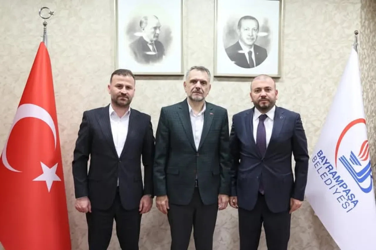 AK Partili Candaroğlu, Bayrampaşa'da İstişarelerde Bulundu AK Partili Candaroğlu, Bayrampaşa'da İstişarelerde Bulundu