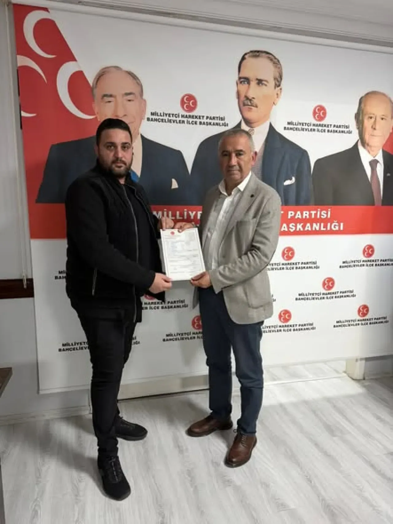 MHP Bahçelievler'de Üye Kayıt Çalışması Yoğun Katılımla Gerçekleşti MHP Bahçelievler'de Üye Kayıt Çalışması Yoğun Katılımla Gerçekleşti