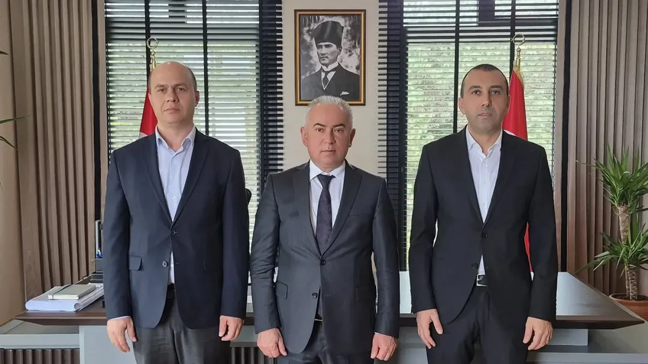 Şile Kaymakamı Mustafa Çit, İSKİ Yetkililerini Kabul Etti Şile Kaymakamı Mustafa Çit, İSKİ Yetkililerini Kabul Etti