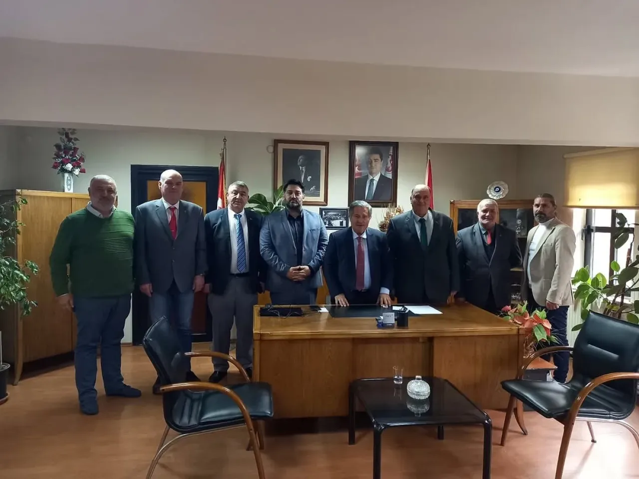Deva Partisi Bursa'da Muhalefet Partilerine Ziyaret Gerçekleştirdi Deva Partisi Bursa'da Muhalefet Partilerine Ziyaret Gerçekleştirdi