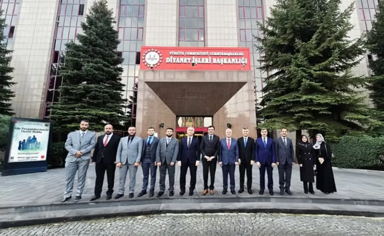 Gaziantep Müftülüğü'nden Diyanet İşleri Başkanlığı'na Hayırlı Olsun Ziyareti Gaziantep Müftülüğü'nden Diyanet İşleri Başkanlığı'na Hayırlı Olsun Ziyareti