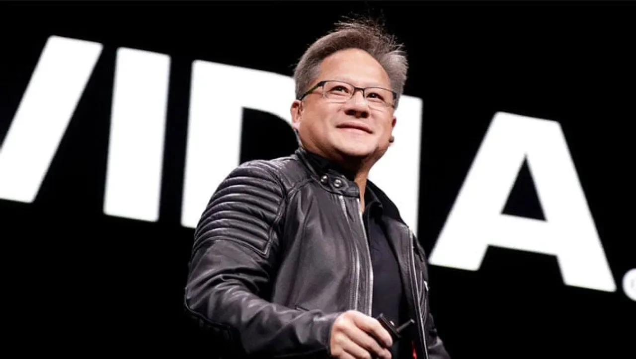 NVIDIA CEO'su Huang: Blackwell Satışları Rekor Kırıyor, Bulut GPU'ları Tükendi NVIDIA CEO'su Huang: Blackwell Satışları Rekor Kırıyor, Bulut GPU'ları Tükendi