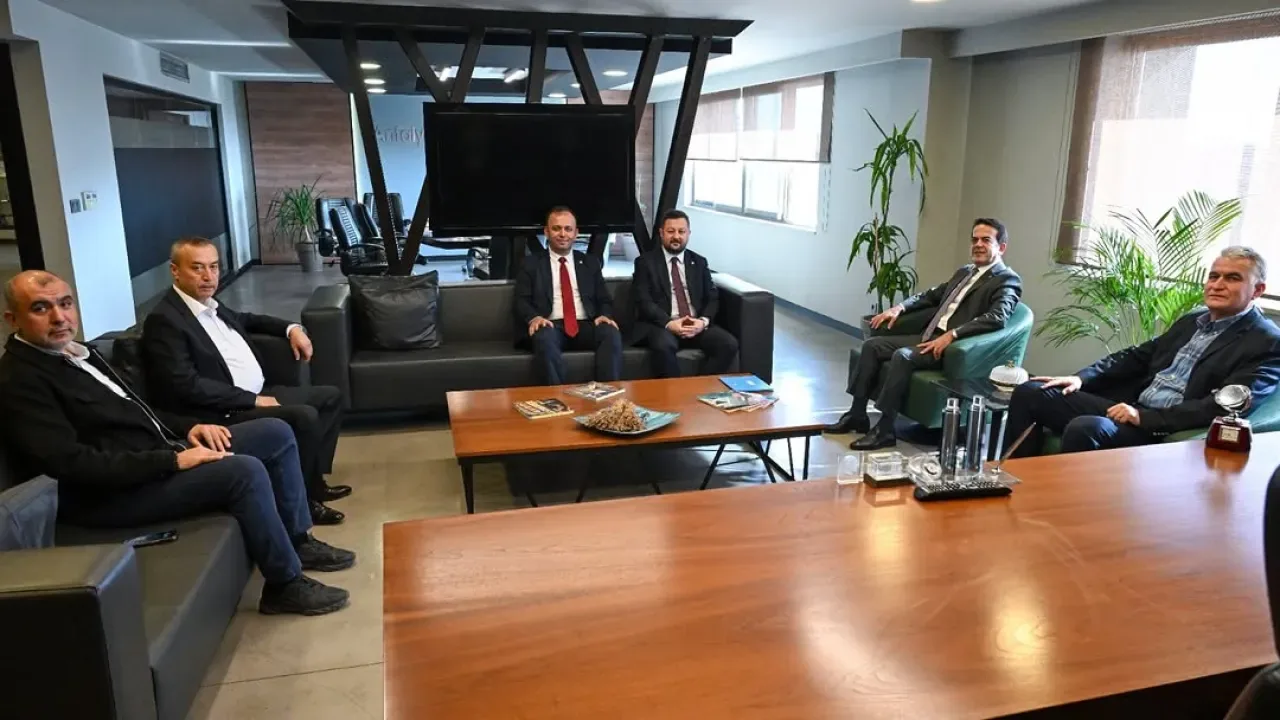 İYİ Parti Antalya İl Başkanlığı, Ticaret Borsası Yönetimini Kongreye Davet Etti İYİ Parti Antalya İl Başkanlığı, Ticaret Borsası Yönetimini Kongreye Davet Etti