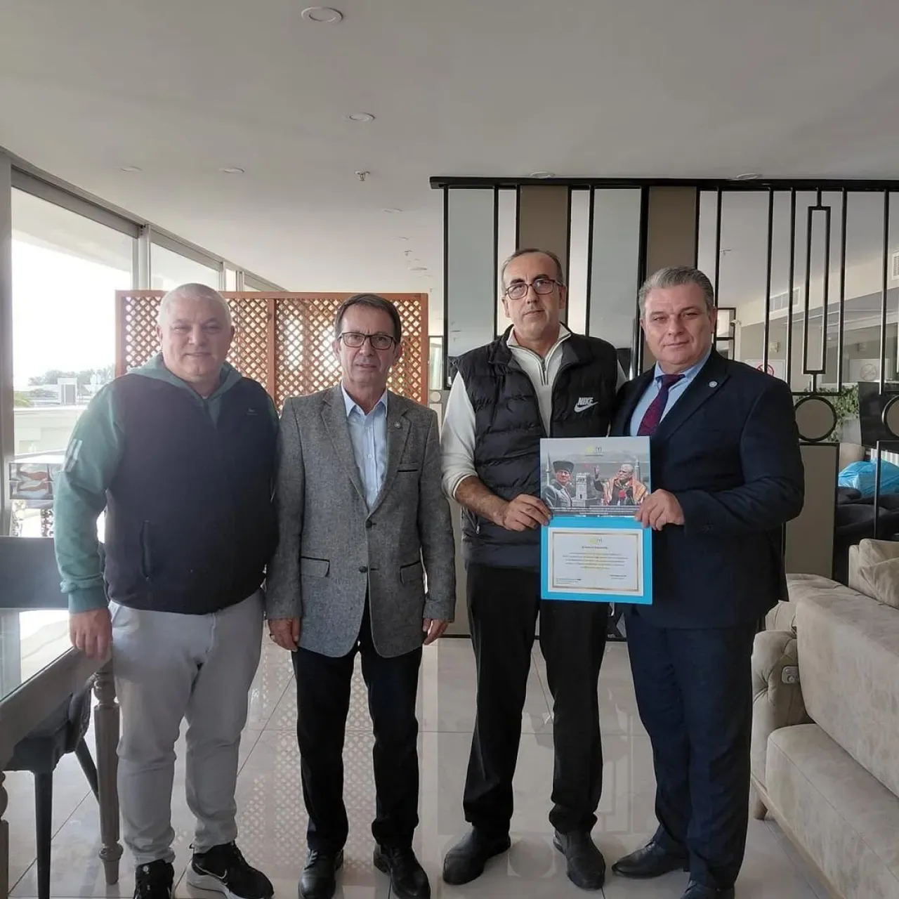 İYİ Parti Antalya'dan MİLLİ Partilere Kongre Daveti İYİ Parti Antalya'dan MİLLİ Partilere Kongre Daveti