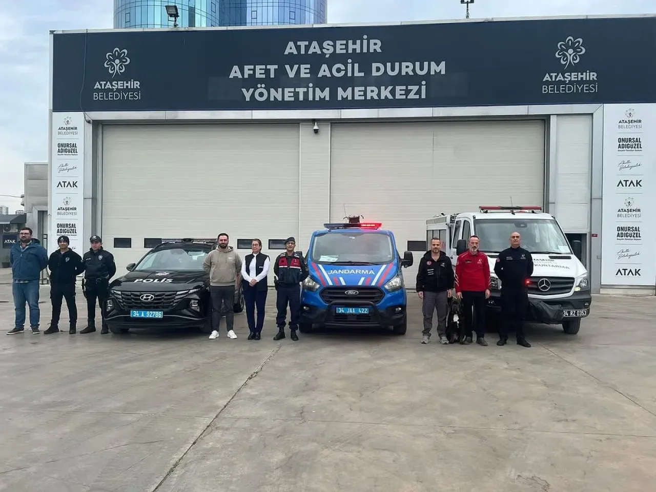 Ataşehir'de Afetlere Yönelik İletişim Tatbikatı Ataşehir'de Afetlere Yönelik İletişim Tatbikatı