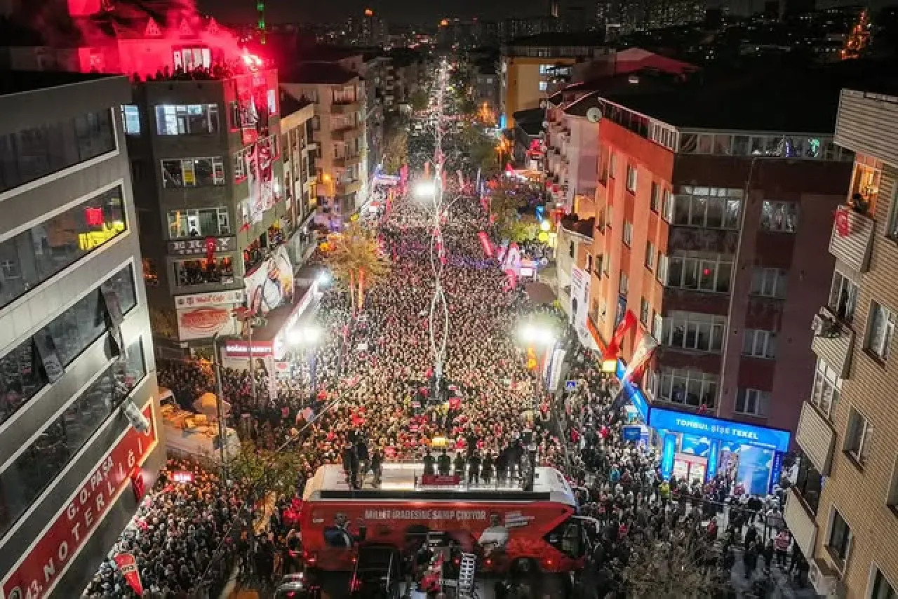Cumhur İradesi İçin Sultangazi'de Millet Buluşması Cumhur İradesi İçin Sultangazi'de Millet Buluşması