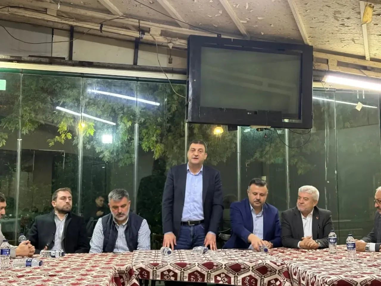 MHP Bursa, Spor Kulüpleri ile 'Hayırlı Günler Komşum' Ziyaretlerini Gerçekleştirdi MHP Bursa, Spor Kulüpleri ile 'Hayırlı Günler Komşum' Ziyaretlerini Gerçekleştirdi