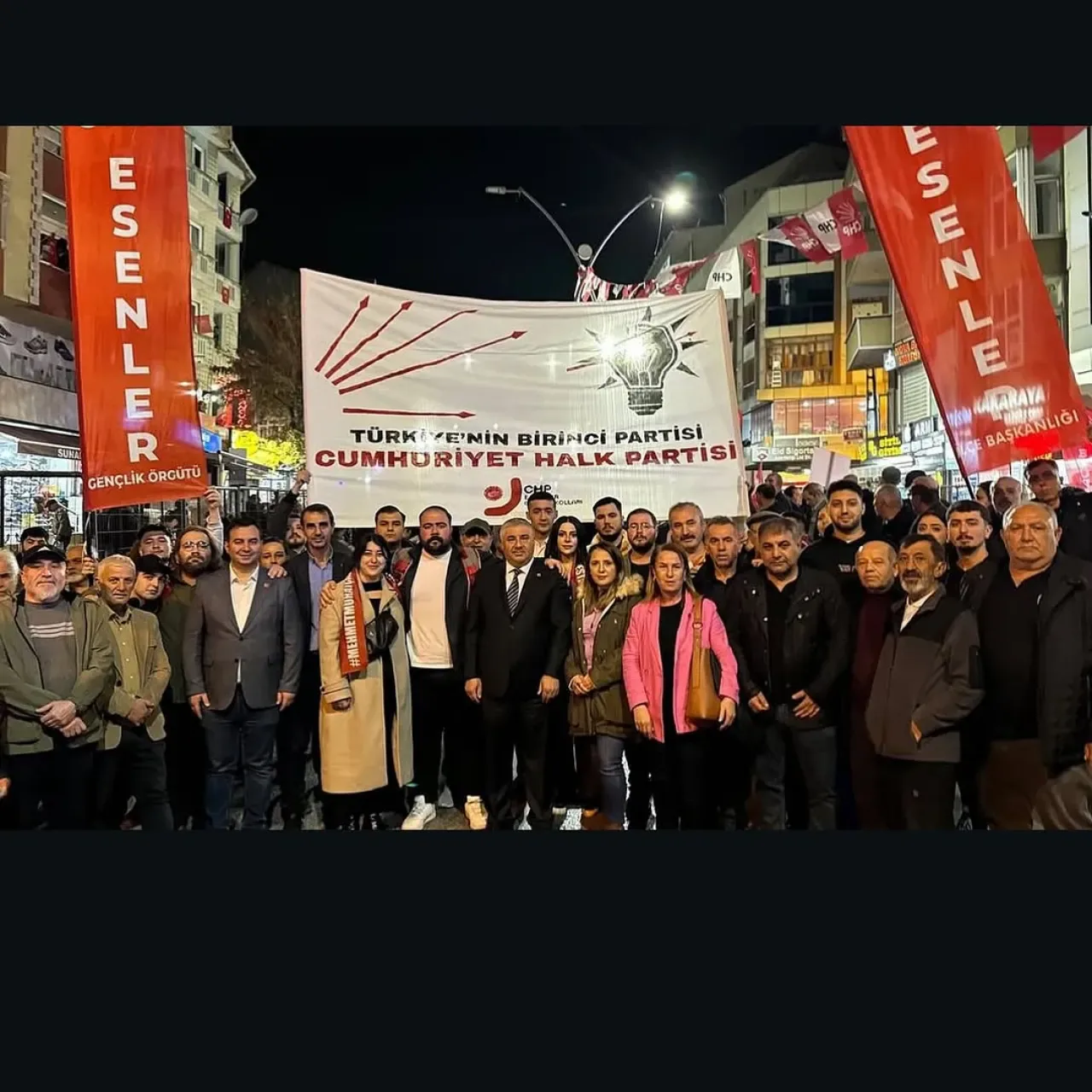 CHP Esenler Örgütü, Sultangazi'de Vatandaşlarla Buluştu CHP Esenler Örgütü, Sultangazi'de Vatandaşlarla Buluştu