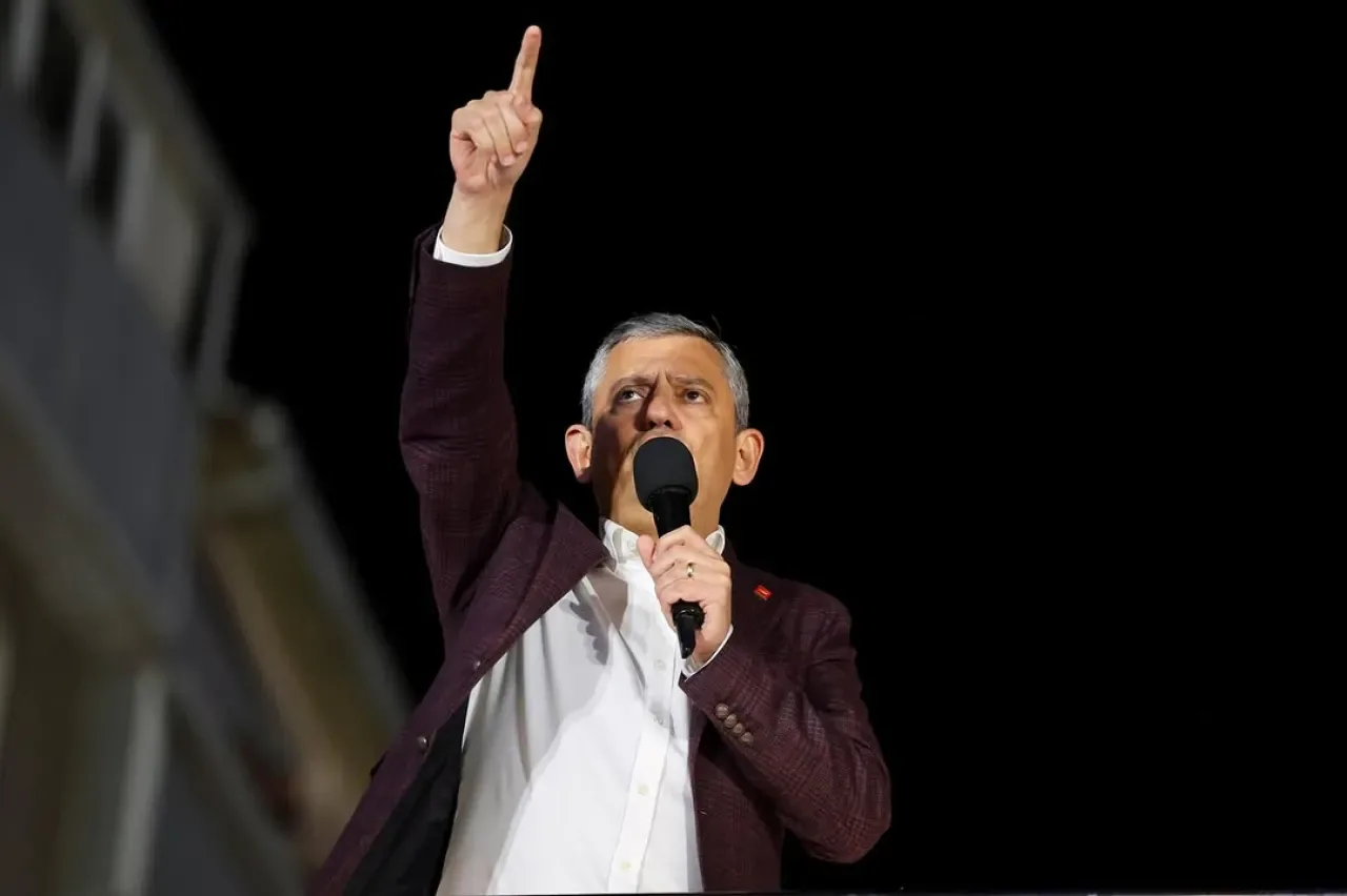 Küçükçekmece Belediye Başkanı Kemal Çebi, Sultangazi'deki Mitingde Konuştu Küçükçekmece Belediye Başkanı Kemal Çebi, Sultangazi'deki Mitingde Konuştu
