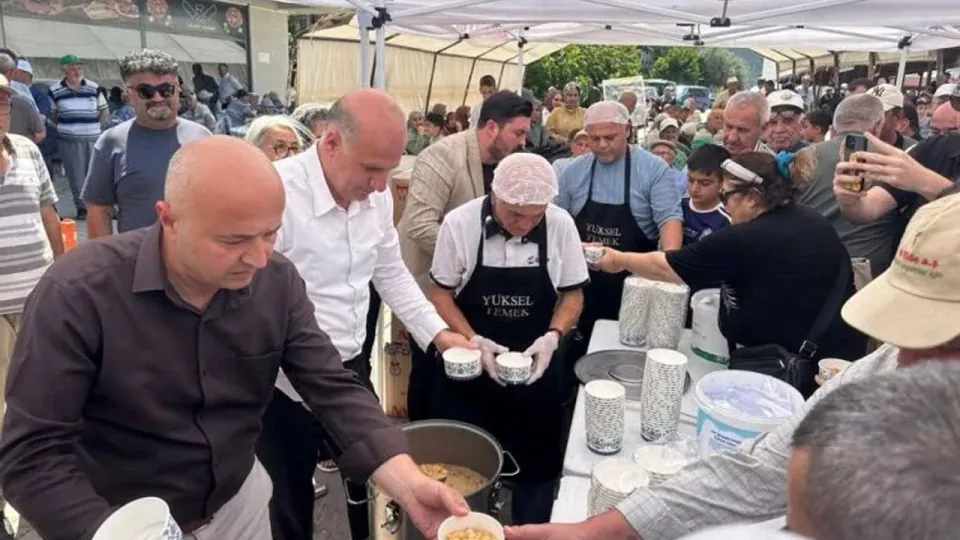 Osmaneli'de Muharrem Ayı Bereketi: Belediye'den Dev Aşure Etkinliği görseli