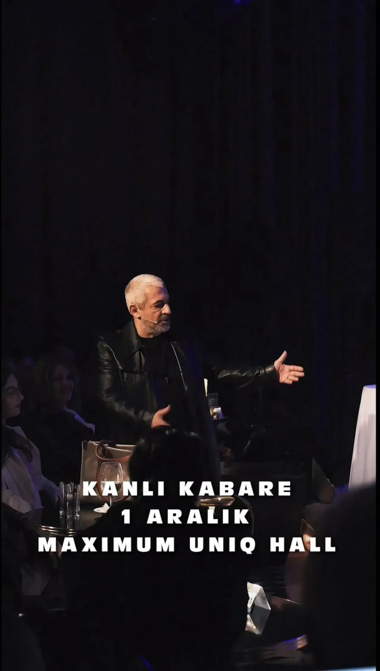 Kanlı Kabare: Hayatın Yorgunluğunu Sahneye Taşıyor Kanlı Kabare: Hayatın Yorgunluğunu Sahneye Taşıyor
