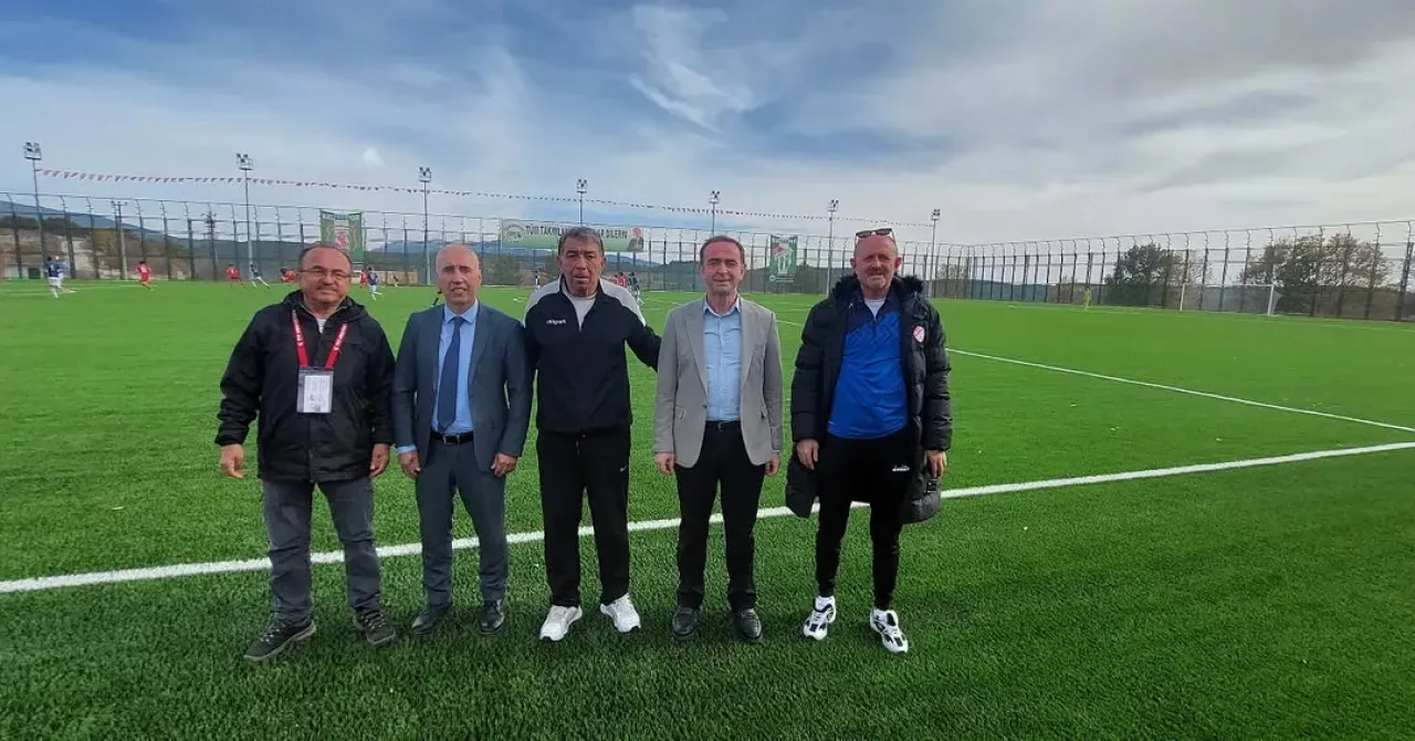 Keles Belediye Başkanı Ali Doğru, Genç Sporculara Destek Ziyaretinde Bulundu Keles Belediye Başkanı Ali Doğru, Genç Sporculara Destek Ziyaretinde Bulundu