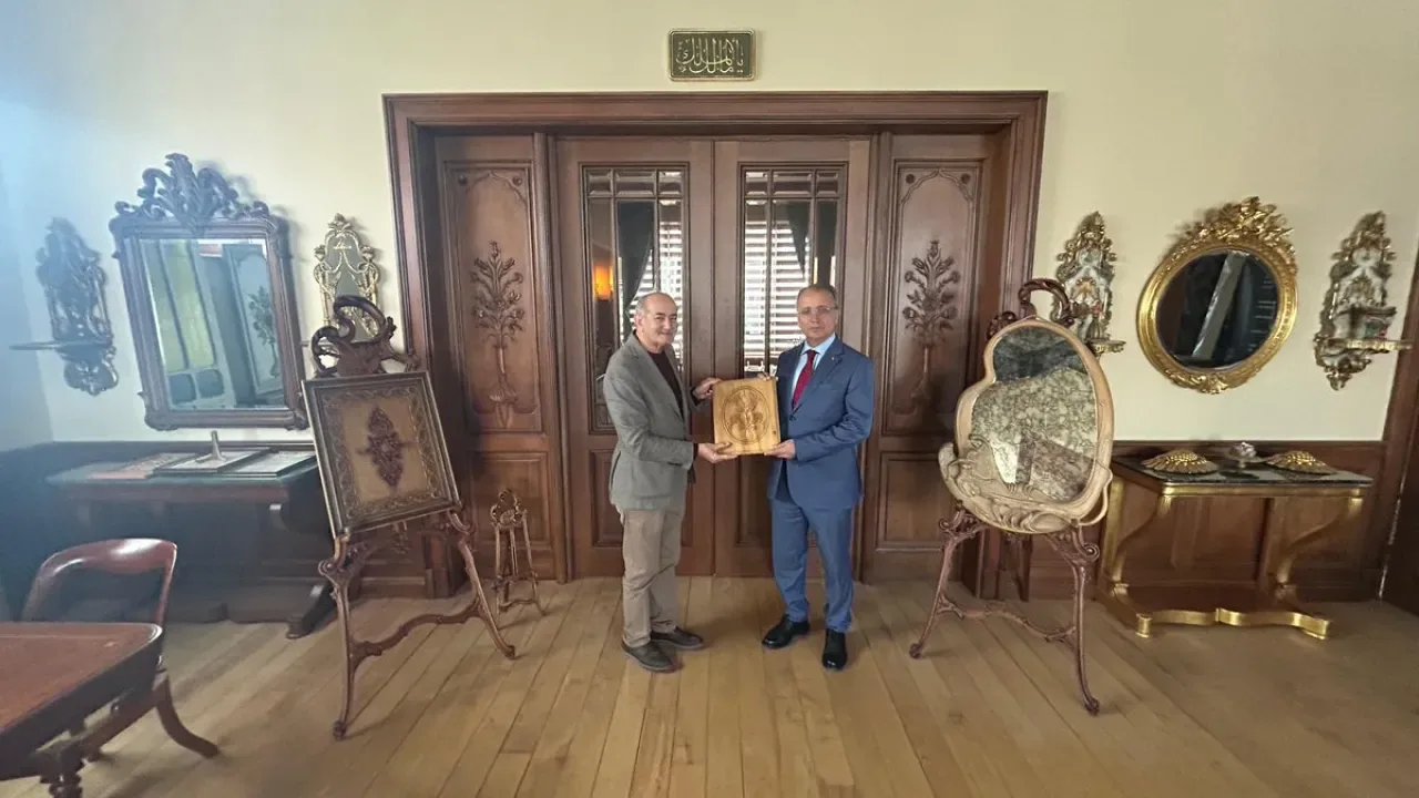 İstanbul Ümraniye Kaymakamı Yüksel Çelik, Marangozlar Odası'nı Ziyaret Etti İstanbul Ümraniye Kaymakamı Yüksel Çelik, Marangozlar Odası'nı Ziyaret Etti