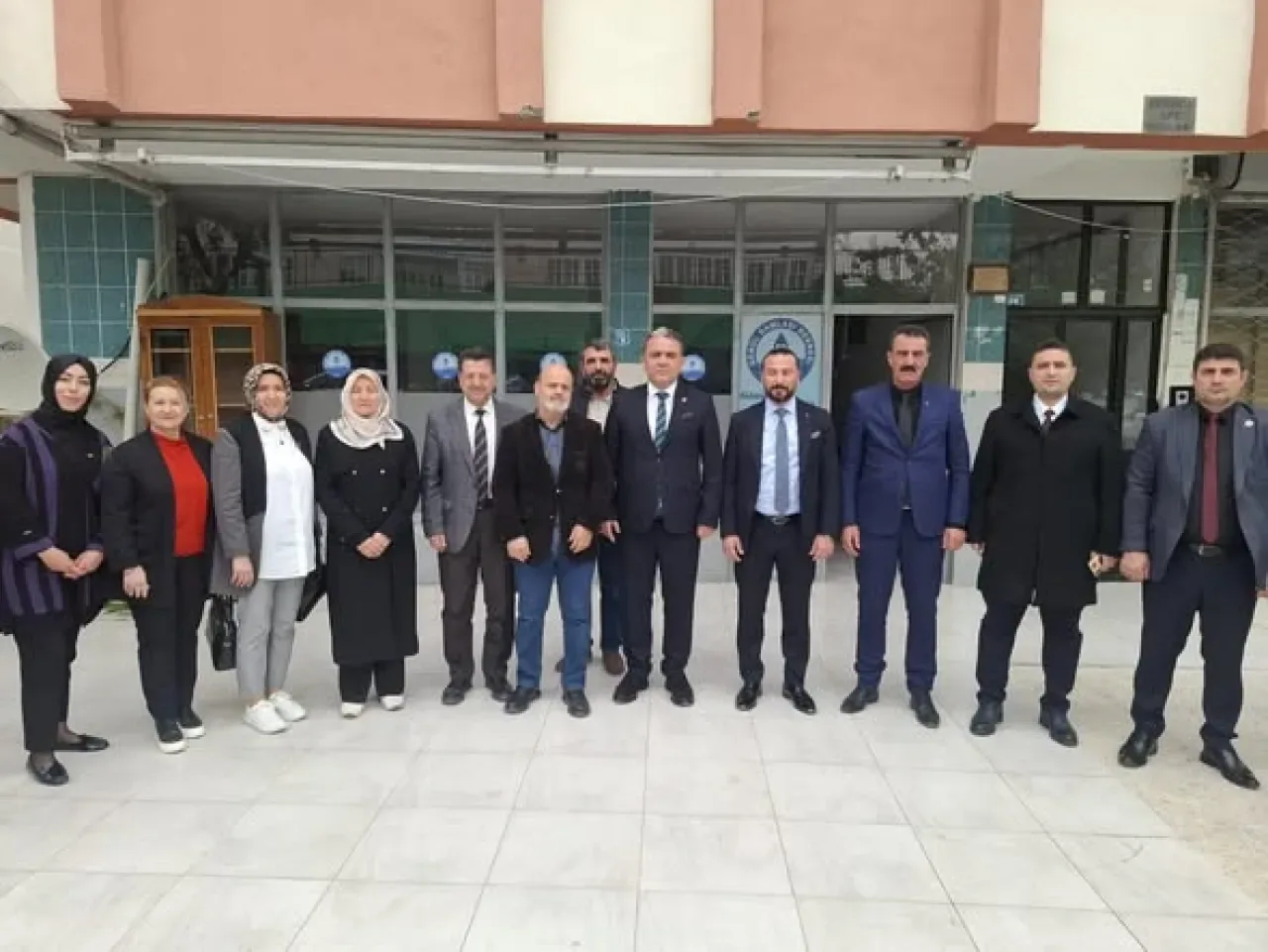MHP Etimesgut İlçe Başkanı İsa Muratgül, Gönül Damlası Derneği'ni Ziyaret Etti MHP Etimesgut İlçe Başkanı İsa Muratgül, Gönül Damlası Derneği'ni Ziyaret Etti