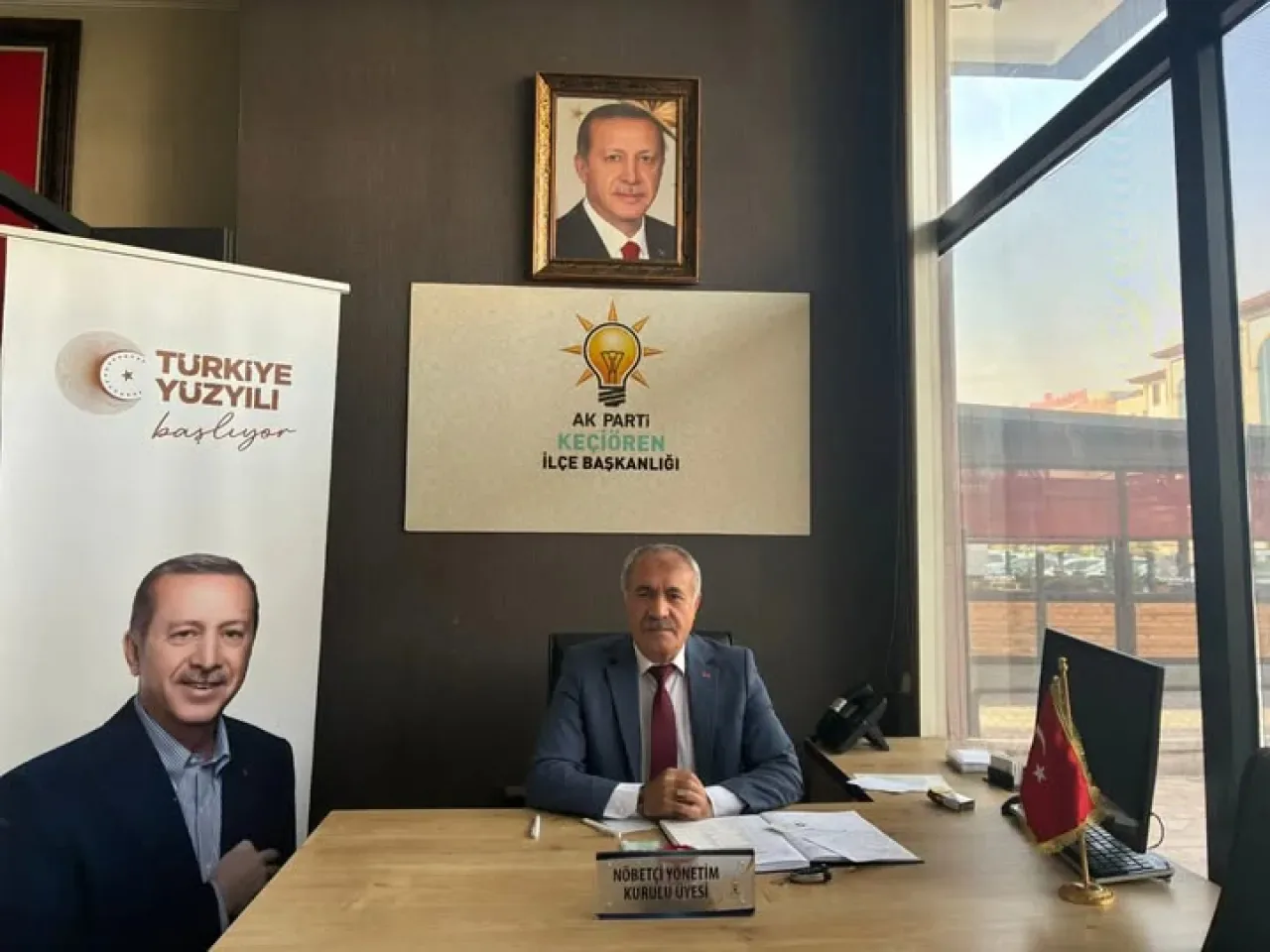 AK Parti Keçiören İlçe Başkanlığı'nda Feti Şimşek Nöbetçi Başkan Oldu AK Parti Keçiören İlçe Başkanlığı'nda Feti Şimşek Nöbetçi Başkan Oldu
