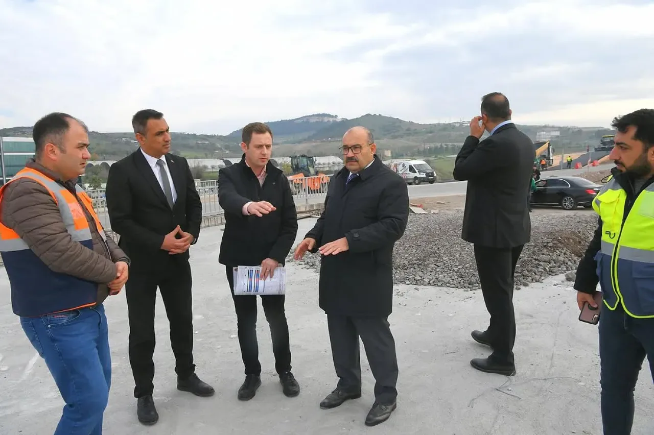 Balıkesir-Kepsut Yol Çalışmaları Yerinde İncelendi Balıkesir-Kepsut Yol Çalışmaları Yerinde İncelendi