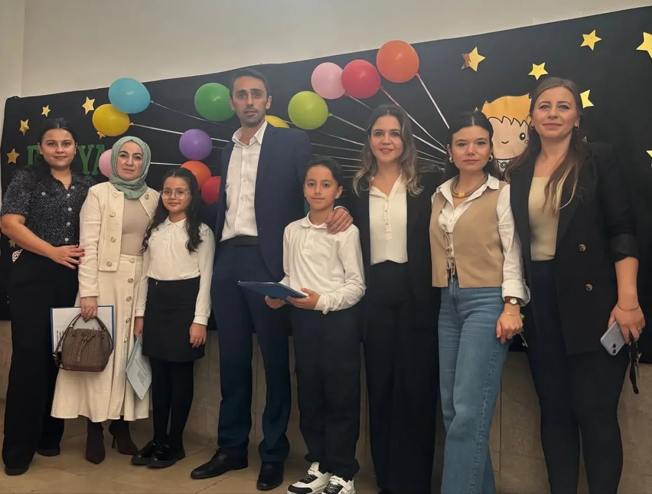 Esenyurt'ta 20 Kasım Dünya Çocuk Hakları Günü Kutlaması Esenyurt'ta 20 Kasım Dünya Çocuk Hakları Günü Kutlaması