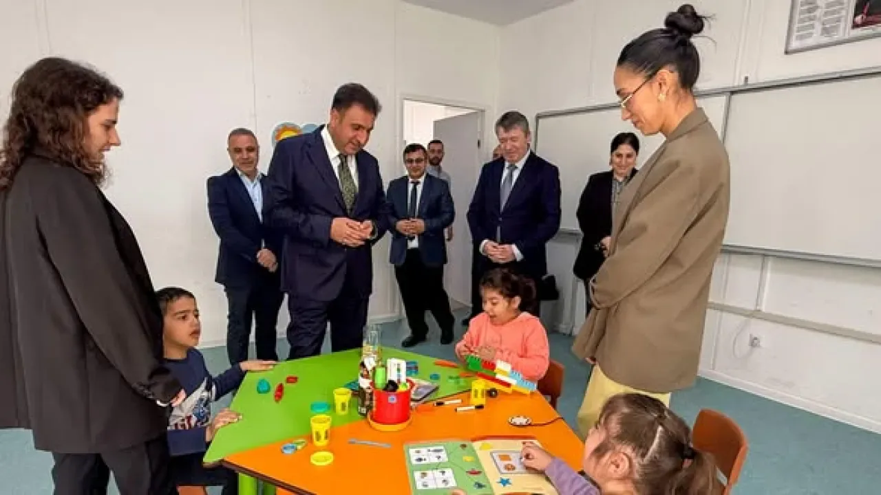 Sultangazi'de Özel Eğitim Anaokulu Ziyareti Sultangazi'de Özel Eğitim Anaokulu Ziyareti