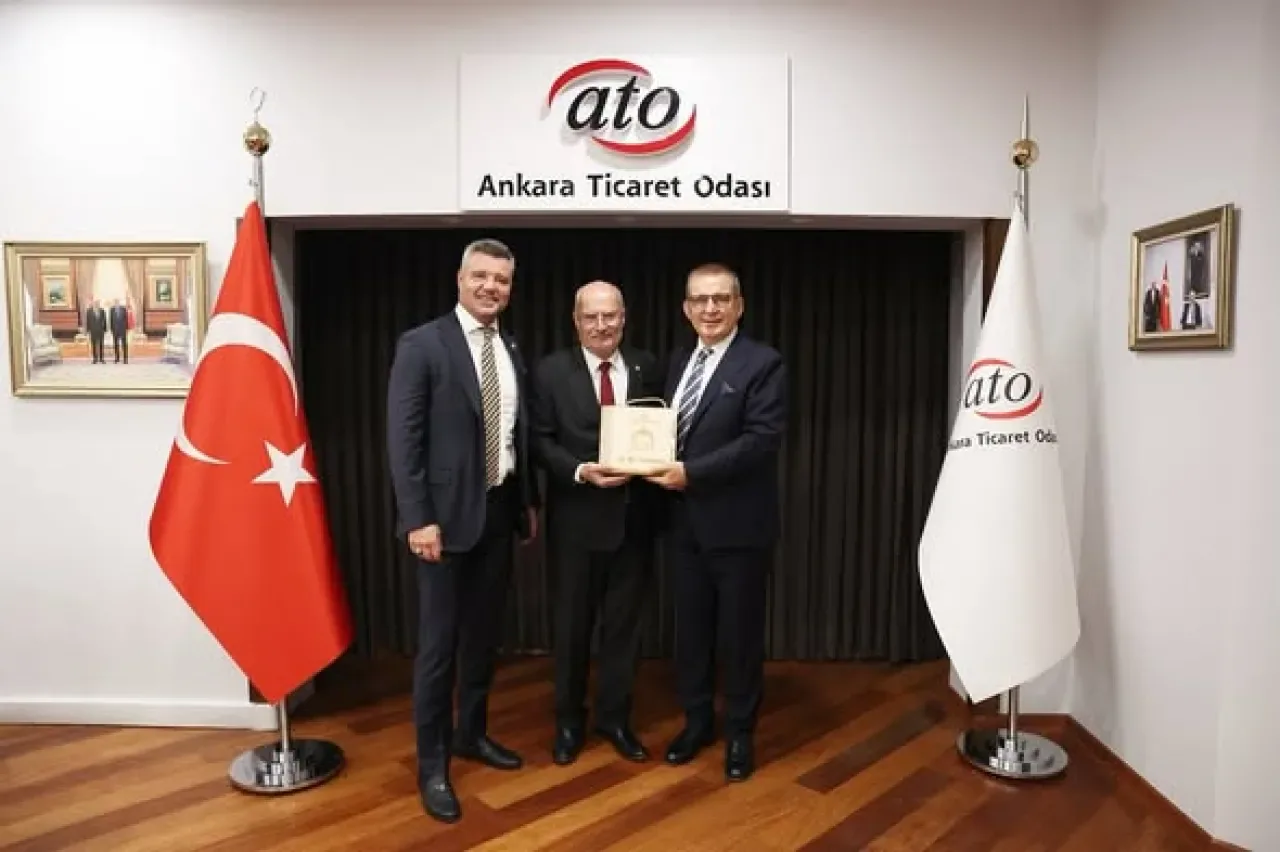 Ankara Ticaret Odası ve Saran Holding'den İş Birliği Zirvesi Ankara Ticaret Odası ve Saran Holding'den İş Birliği Zirvesi