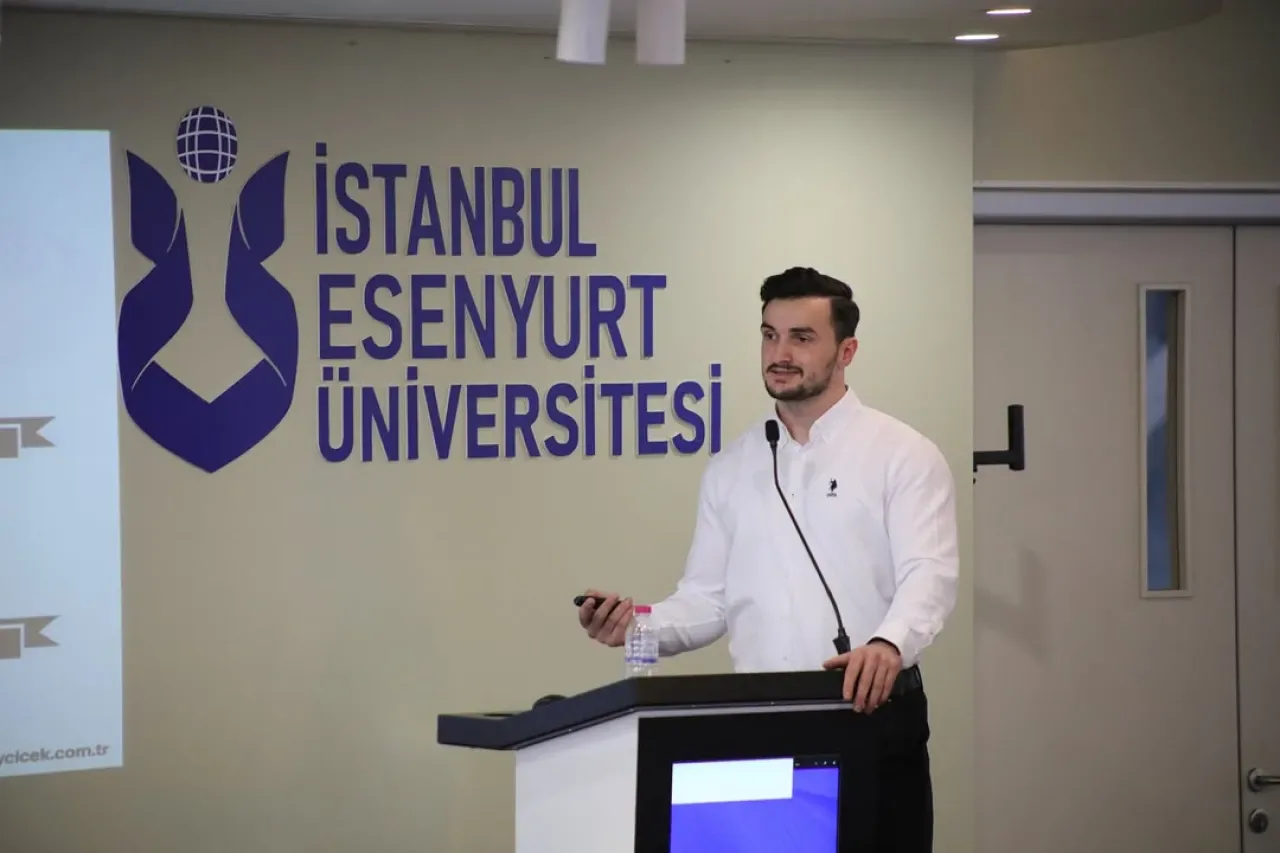 İstanbul Esenyurt Üniversitesi'nde İSG Mezun Buluşması Gerçekleşti İstanbul Esenyurt Üniversitesi'nde İSG Mezun Buluşması Gerçekleşti
