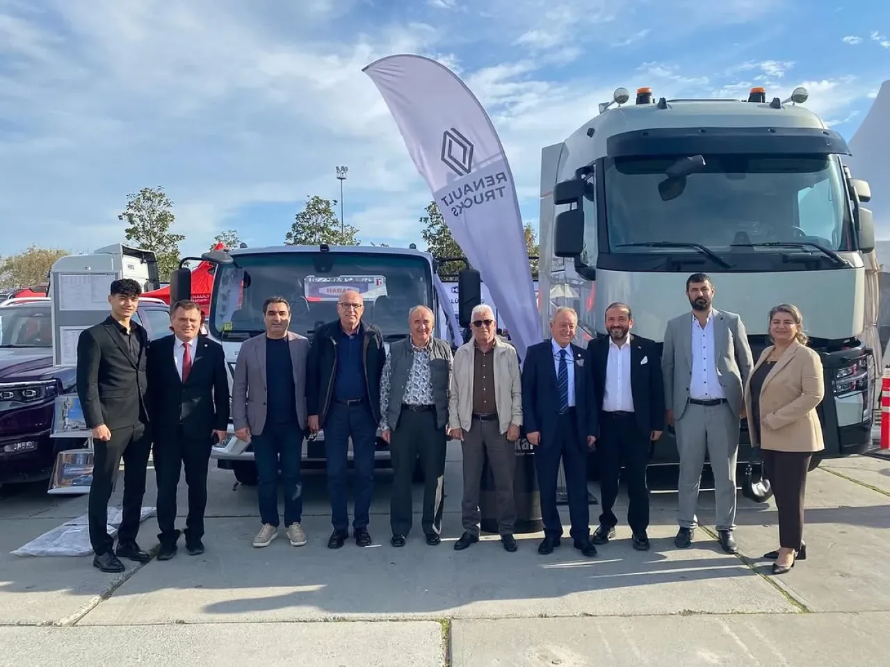 BTSO Lojistik Heyeti, Sektördeki Son Gelişmeleri İncelemek Üzere Logitrans Fuarı'nı Ziyaret Etti BTSO Lojistik Heyeti, Sektördeki Son Gelişmeleri İncelemek Üzere Logitrans Fuarı'nı Ziyaret Etti