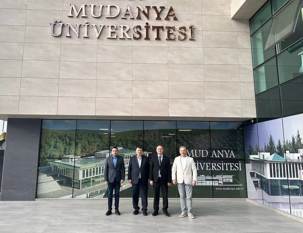 BTSO Meslek Komitesi Üyeleri Mudanya Üniversitesi'ni Ziyaret Etti BTSO Meslek Komitesi Üyeleri Mudanya Üniversitesi'ni Ziyaret Etti