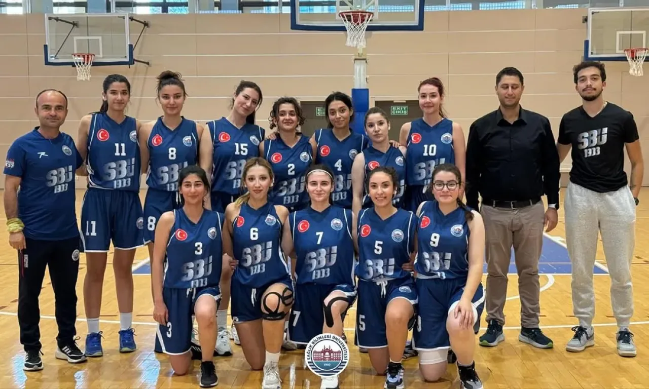 Sağlık Bilimleri Üniversitesi Kadın Basketbol Takımı, Ünilig'de Büyük Galibiyet Aldı Sağlık Bilimleri Üniversitesi Kadın Basketbol Takımı, Ünilig'de Büyük Galibiyet Aldı