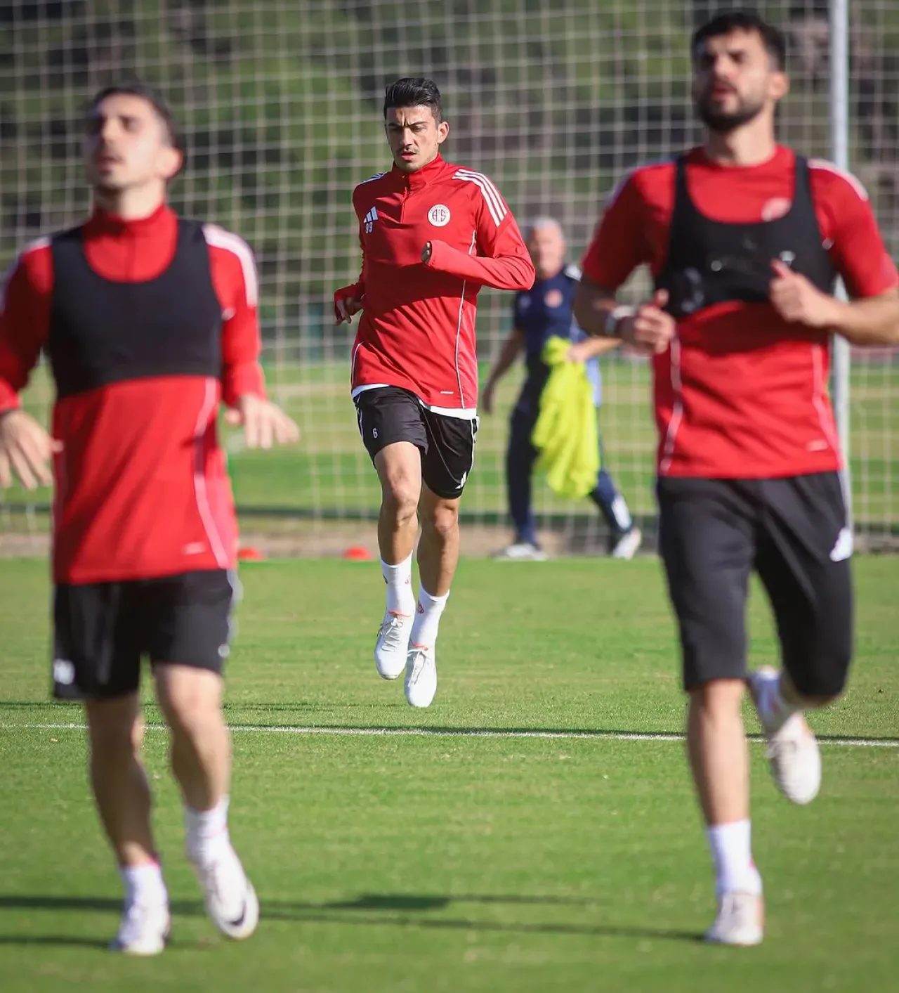 Antalyaspor, Tümosan Konyaspor Maçına Hazırlanıyor Antalyaspor, Tümosan Konyaspor Maçına Hazırlanıyor