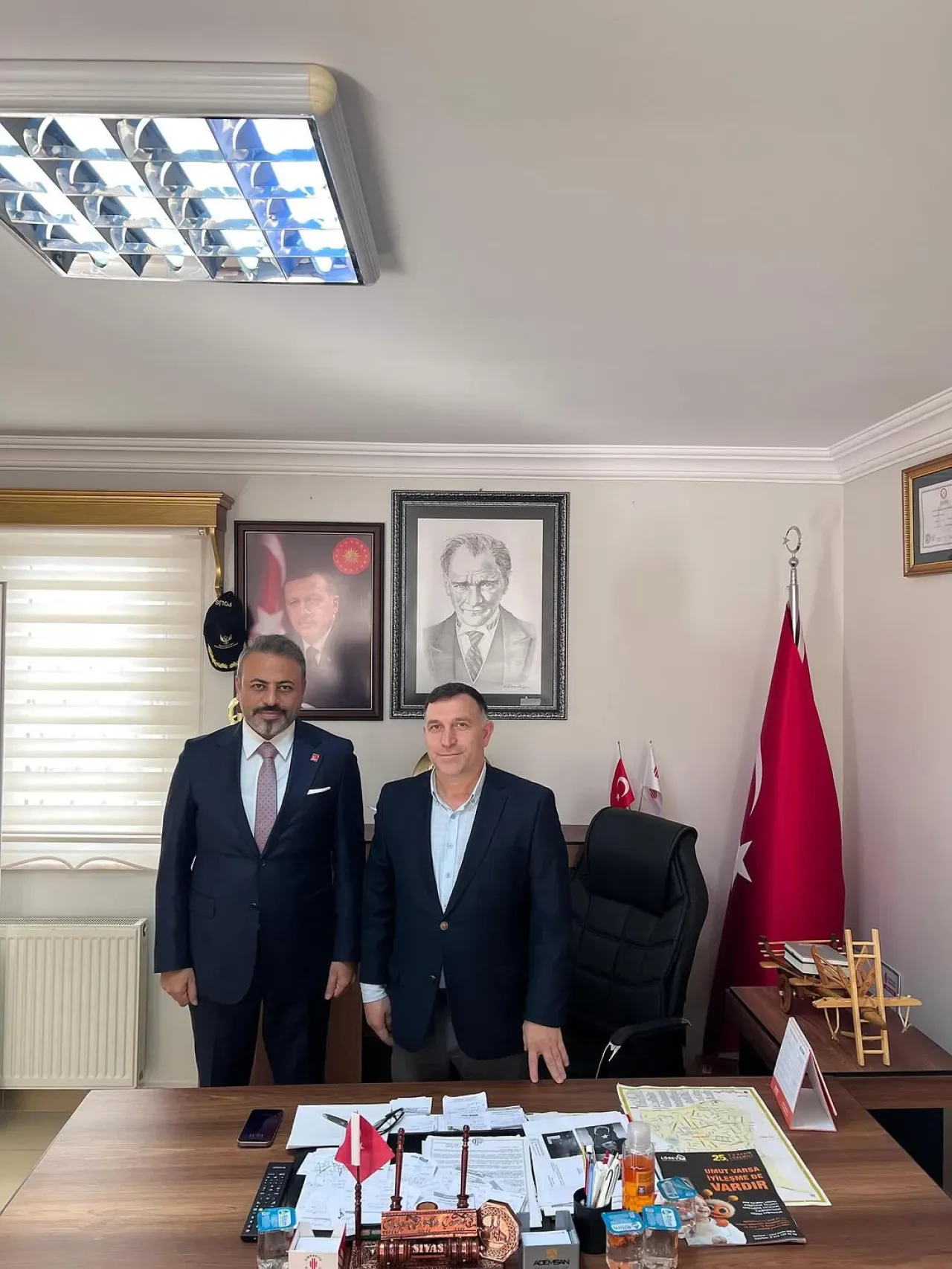CHP Ümraniye İlçe Başkanlığı, Adem Yavuz Mahallesi Muhtarı ile Görüştü CHP Ümraniye İlçe Başkanlığı, Adem Yavuz Mahallesi Muhtarı ile Görüştü