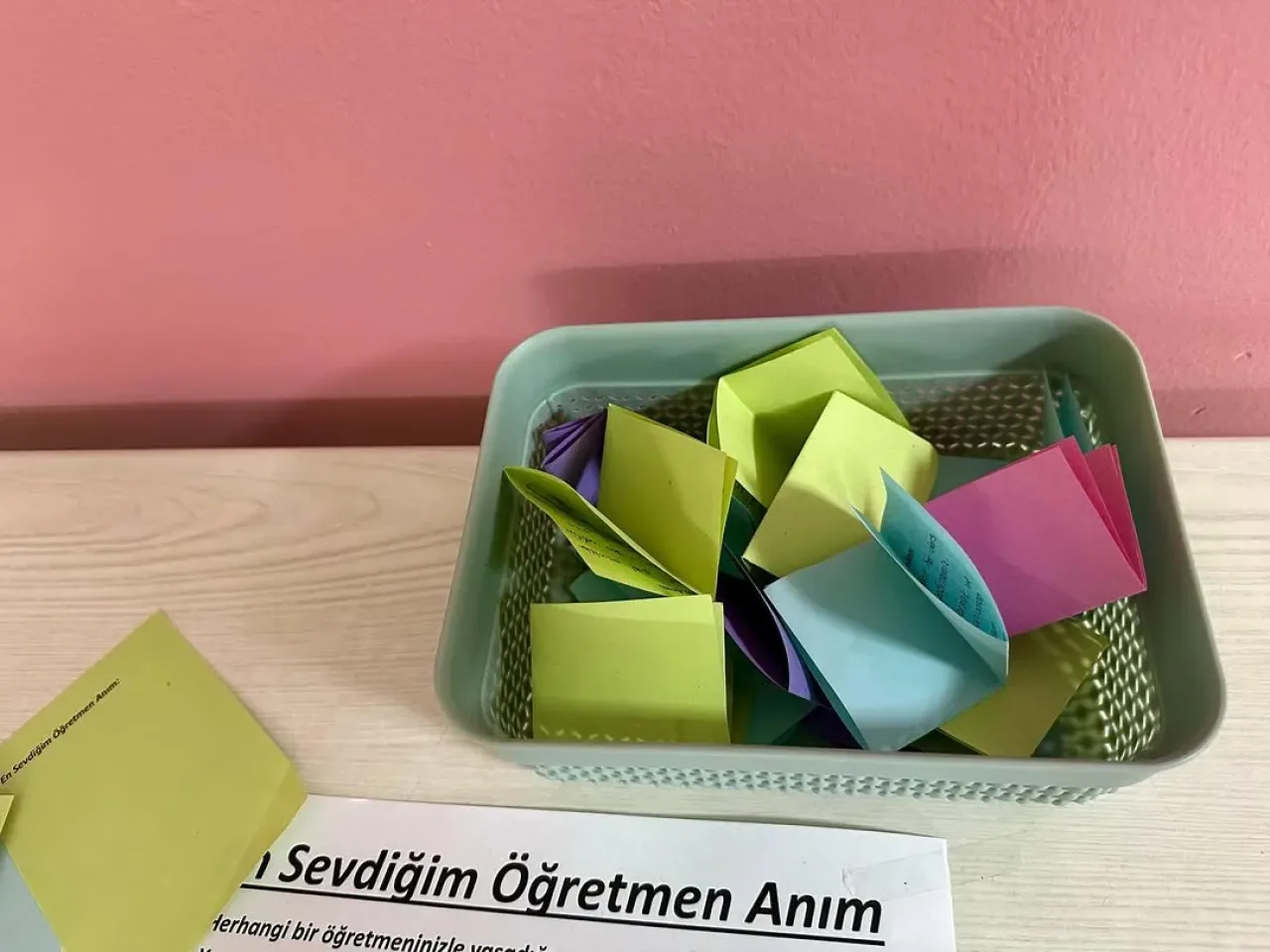 Çatalca'da Öğrencilerden Anlamlı 24 Kasım Öğretmenler Günü Etkinliği Çatalca'da Öğrencilerden Anlamlı 24 Kasım Öğretmenler Günü Etkinliği