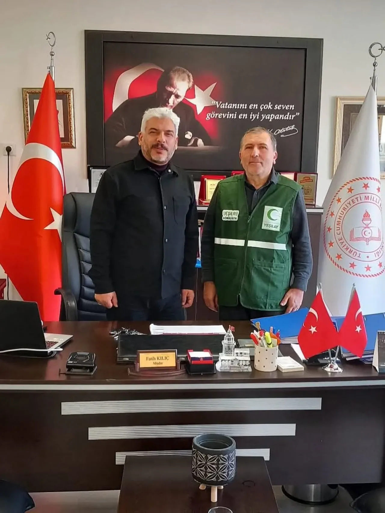 Yeşilay Ümraniye, Avrupa Konutları Ortaokulu'nda Bağımlılıkla Mücadele İş Birliğini Görüştü Yeşilay Ümraniye, Avrupa Konutları Ortaokulu'nda Bağımlılıkla Mücadele İş Birliğini Görüştü